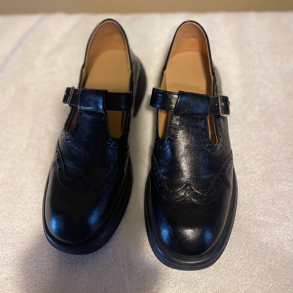 Classic Black Leather Women’s Mary Jane  Shoes